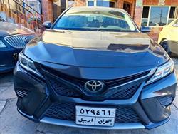 تۆیۆتا کامری